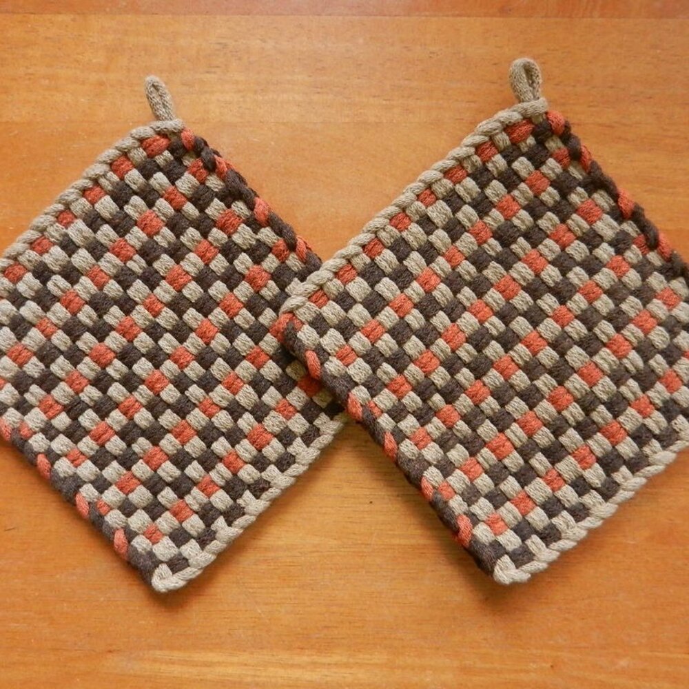 Set of 2 Handmade Artisan Woven Loomed Cotton Potholders Hot Pads Trivets Décor